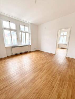 Wohnküche - 2 Zimmer Etagenwohnung zum Kaufen in Erfurt