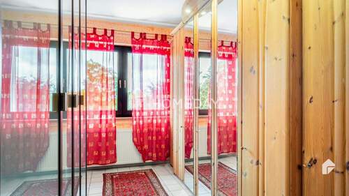 1. OG Ankleidezimmer 2 - 