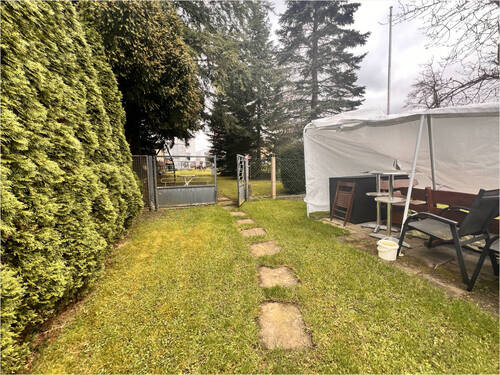 Peter Dondorf Immobilien GmbH - Schönes Mehrfamilienhaus in ruhiger Lage mit Blick ins Grüne