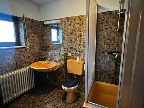 Badezimmer in der Einliegerwohnung - 