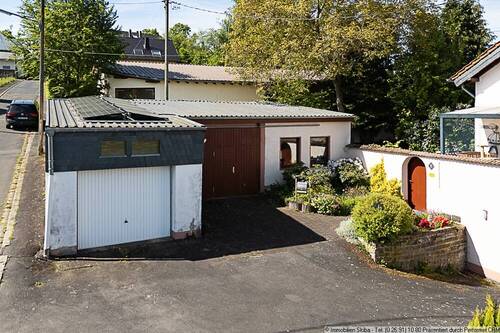 Garage und Scheunenstellplatz - 