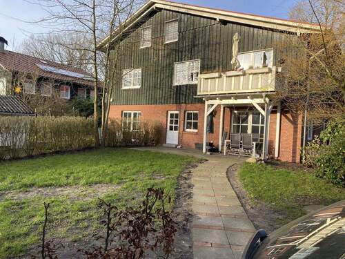 Garten - Terrassenwohnung mit 140,00 m&sup2; in Klein Nordende zur Miete