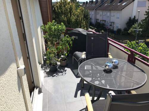Balkon.jpeg - Etagenwohnung mit 96,00 m&sup2; in Rodenbach zum Kaufen