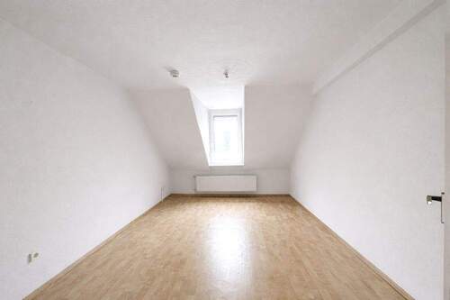 Zimmer-KI - Etagenwohnung mit 95,00 m&sup2; in Mannheim zur Miete