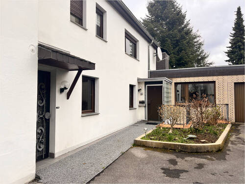 Peter Dondorf Immobilien GmbH - Mehrfamilienhaus, Wohnhaus in Aachen