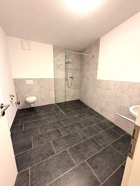 Badezimmer ohne Fenster - 