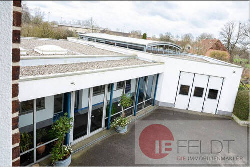 Blick auf`s Werkstattdach - Halle in Grebbin