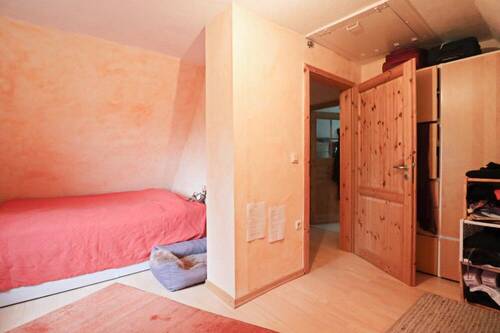 Zimmer 2 im OG - 