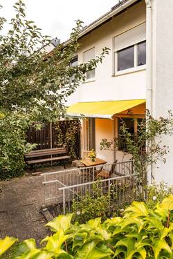 Terrasse - 6 Zimmer Mehrfamilienhaus, Wohnhaus zum Kaufen in Höchberg