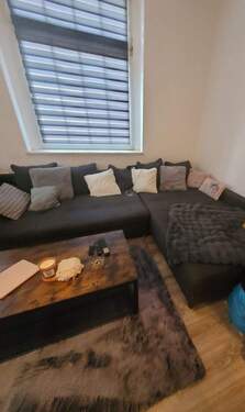 Wohnzimmer 1.jpg - 2 Zimmer Etagenwohnung zur Miete in Krefeld