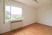 Kinderzimmer/Büro - 