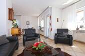 Helles Wohn-, Esszimmer - 