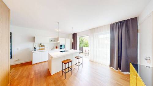 Freistehende und exklusive Küche im OG - 6 Zimmer Mehrfamilienhaus, Wohnhaus zum Kaufen in Bad Mergentheim
