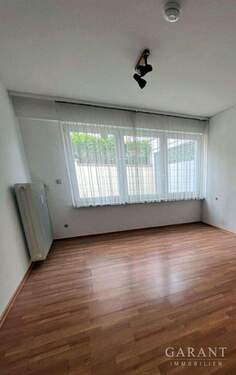 Zimmer 1 - 2 Zimmer-Wohnung mit Terrasse in Esslingen-Hegensberg