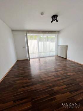 Zimmer 2 - 2 Zimmer Etagenwohnung zur Miete in Esslingen