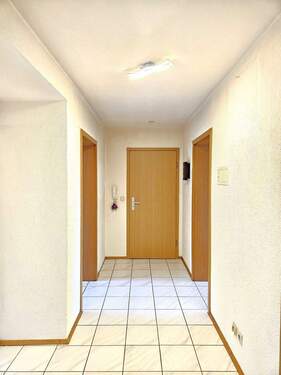 Bild 2 - 2 Zimmer Etagenwohnung zum Kaufen in Villingen-Schwenningen