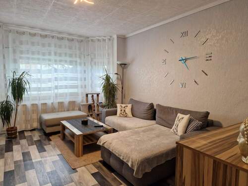 Wohnzimmer OG-Wohnung - 6 Zimmer Mehrfamilienhaus, Wohnhaus zum Kaufen in Bad Salzuflen