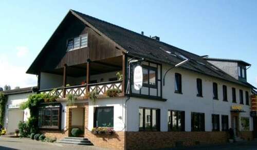 1 - 1 Zimmer Mehrfamilienhaus, Wohnhaus in Marsberg