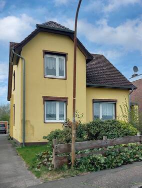 Hus_Aussenasicht_3 - 7 Zimmer Einfamilienhaus in Barsbüttel