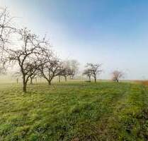 Baugrundstück, Dorfrand in ruhiger Aussichtlage, sonnig und Alpenblick - Hauzenberg Raßberg