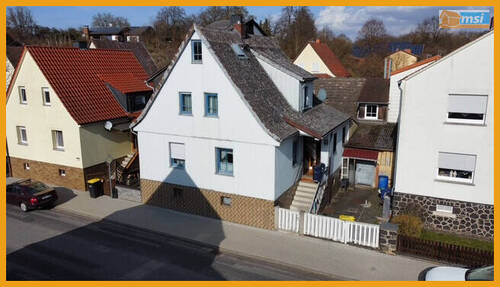 Frontalansicht - WOHNHAUS MIT EHEMALIGER SCHREINERWERKSTATT KEINE KÄUFERPROVISION!