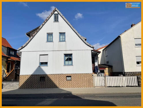 Straßenansicht frontal - Einfamilienhaus mit 110,00 m&sup2; in Schwalmtal zum Kaufen