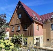 Einfamilienhaus mit viel Platz - 249.000,00 EUR Kaufpreis, ca.  261,00 m² Wohnfläche in Großröhrsdorf (PLZ: 01900)