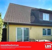 Vermietetes Wohlfühldomizil - 349.500,00&nbsp;EUR Kaufpreis, ca.&nbsp; 139,10&nbsp;m&sup2;&nbsp;Wohnfl&auml;che in Satow (PLZ: 18239) Hanstorf