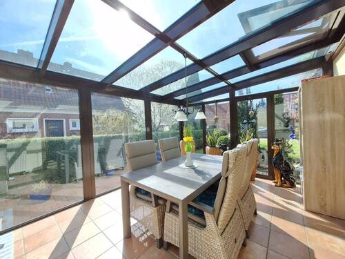 Wintergarten - 5 Zimmer Mehrfamilienhaus, Wohnhaus zum Kaufen in Weener