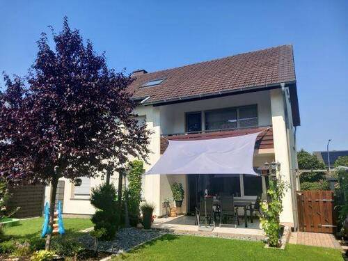 Ansicht - Zweifamilienhaus - 362.000,00 EUR Kaufpreis, ca.  165,00 m² Wohnfläche