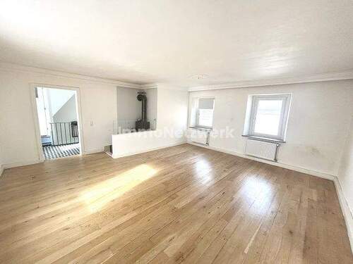 OG Zimmer mit Kamin 2 - 