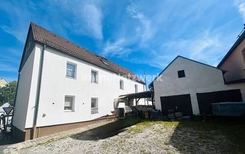 Außen 1 - 5 Zimmer Einfamilienhaus zum Kaufen in Selb