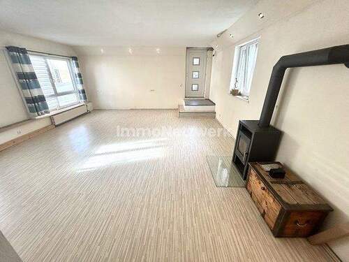 EG Zimmer Ausgang zur Terrasse 2 - 