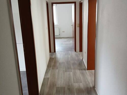 1000000070.jpg - AB 01.02.2026: Tolle, zentral gelegene 3-Zimmer Wohnung im Erdgeschoß mit Duschbad!