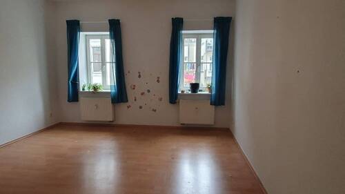 Wohnzimmer - 3 Zimmer Etagenwohnung in Leipzig