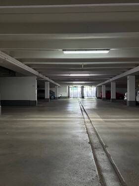 Tiefgarage - 