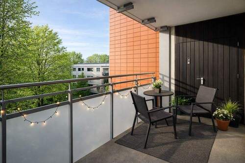 Balkon virtuell möbliert - 