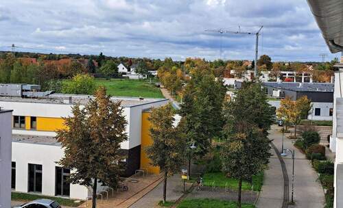 Blick weit nach Westen - 2 Zimmer Etagenwohnung zum Kaufen in Leipzig