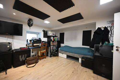 Zimmer EG - 