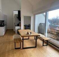 Lichtdurchflutete, einzigartige 3-Zimmer-Dachgeschosswohnung mit Galerie - Bayreuth Herzoghöhe