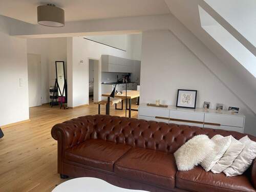Wohnzimmer - 3 Zimmer Etagenwohnung zum Kaufen in Bayreuth