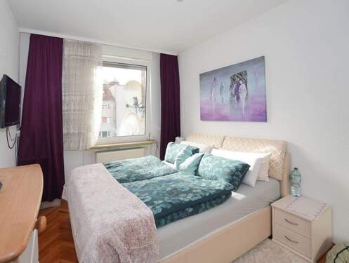 Schlafzimmer - 4 Zimmer Etagenwohnung in Nürnberg