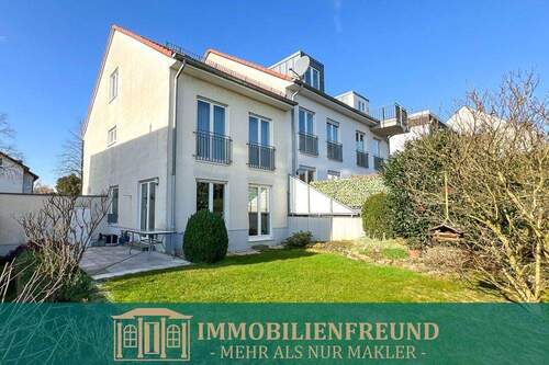 Titelbild - Ein Zuhause das Geborgenheit schenkt - stilvolles Reihenendhaus mit Gartenidylle und Einzelgarage