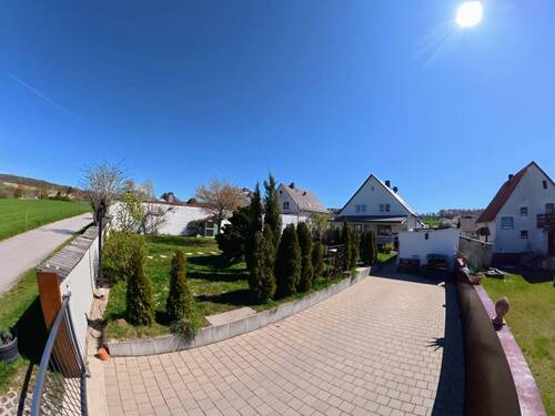 Traumhaftes Grundstück - 5 Zimmer Einfamilienhaus zur Miete in Groß-Umstadt / Raibach