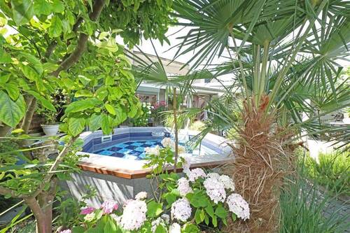 Garten - 3 Zimmer Reihenmittelhaus zum Kaufen in Düsseldorf