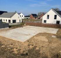 Grundstück mit Bodenplatte und Baugenehmigung - Weitenhagen Helmshagen I