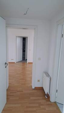 Blick in die Wohnung - 3 Zimmer Etagenwohnung in Leipzig