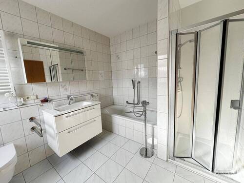 Bad Einliegerwohnung - 