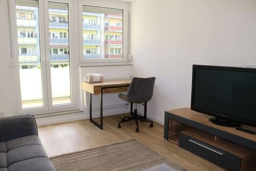 Wohnzimmer - WohnRaumAgentur: möblierte 2- Zimmer Wohnung in Bockenheim