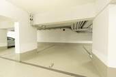 Tiefgaragenstellplatz - 